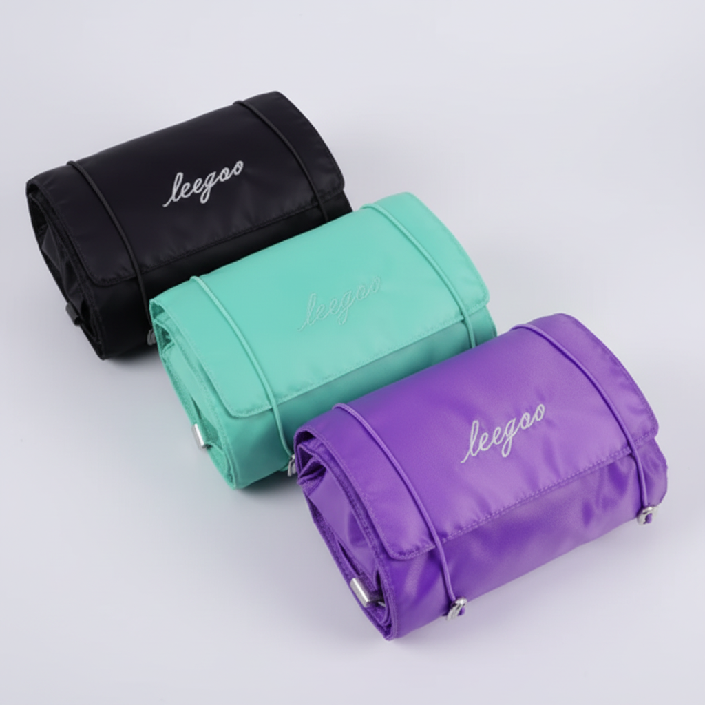 Leegao Women's Portable Cosmetic Bag 4-in-1 set - three bags